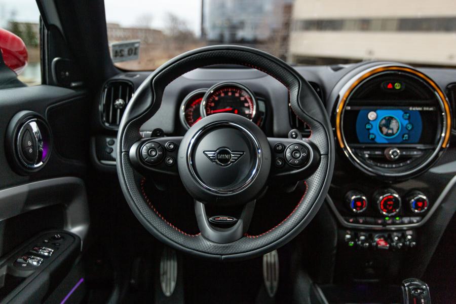 Панель приборов Mini John Cooper Works Countryman (F60) 2017 года  (NA) (фото 28 из 40)